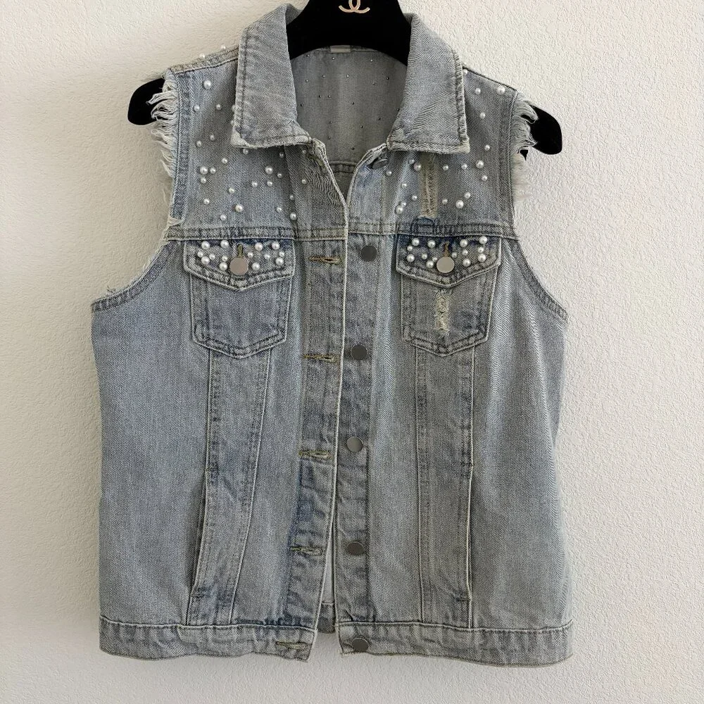 Ebossy Denim Vest Faux Pearl Womens Medium Blue Light Wash Denim Distressed